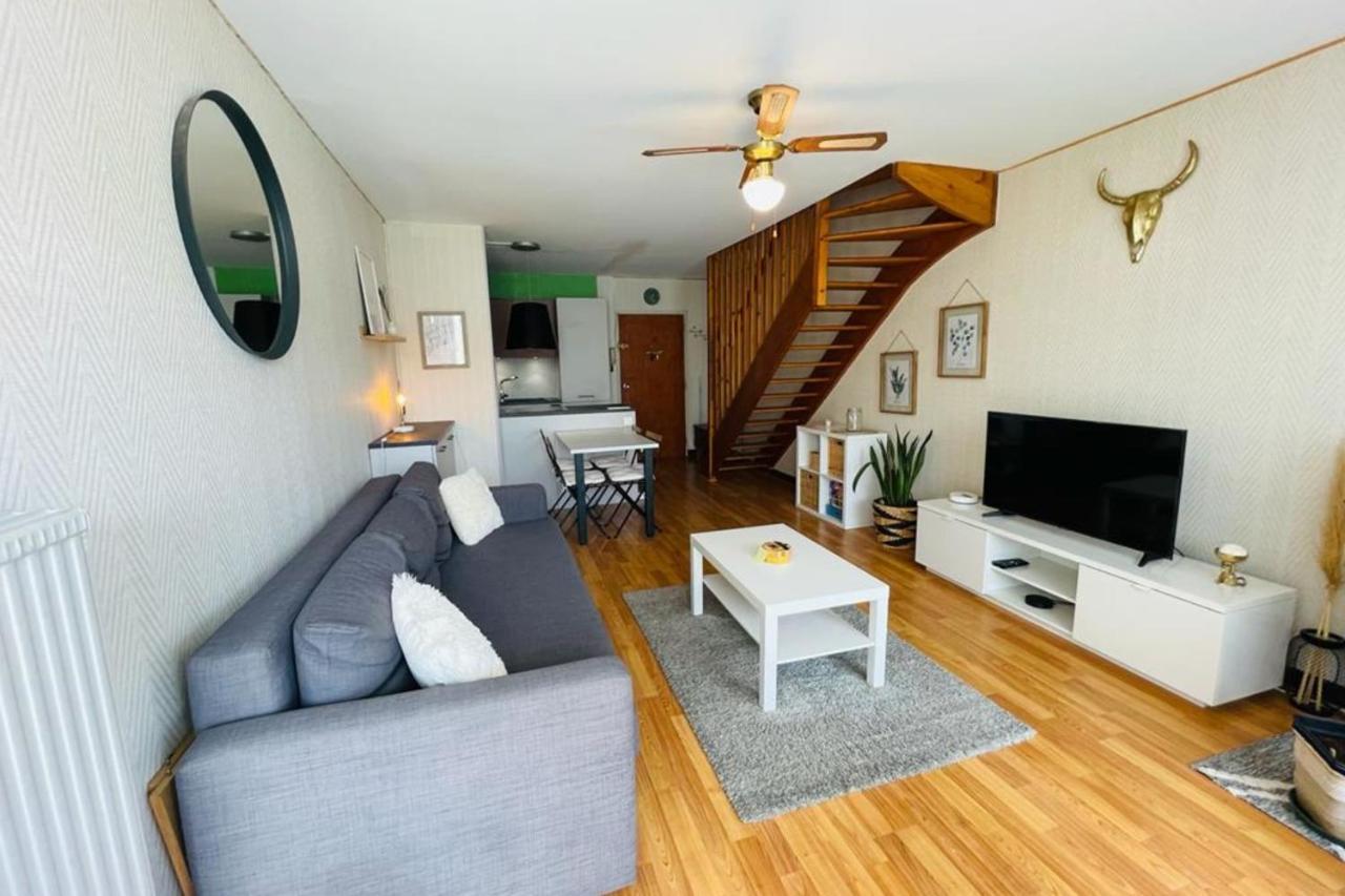 Inedit Duplex Free Parking Apartment